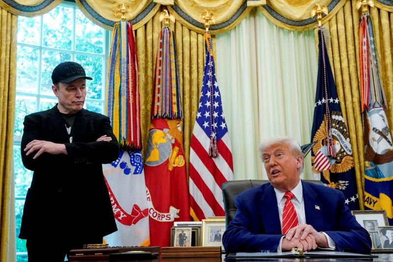 cuoc-khau-chien-trump-musk