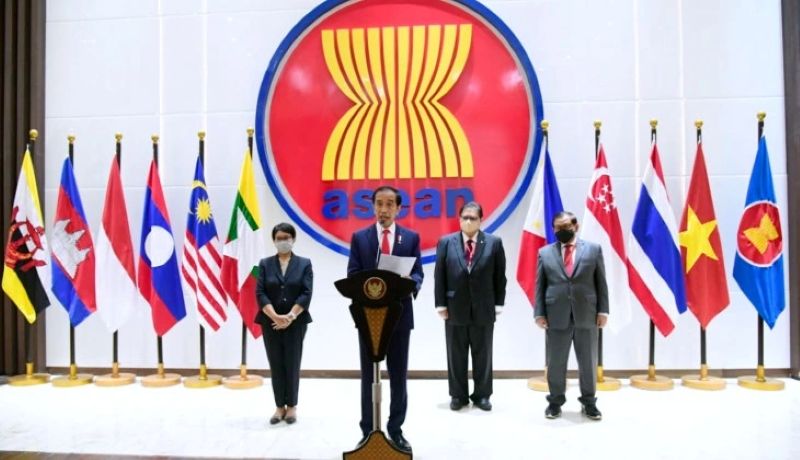 indonesia-keu-goi-asean-doan-ket-truoc-cang-thang-bien-dong